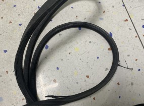 &nbsp; 금일 신월점 세탁 사업단 건조기의 노후 노즐 교체 작업을 완료하였습니다.&nbsp;장비 노후로 인한 고장을 사전에 방지하고 작업 효율을 높이기 위한 조치이며, 현재 정상 가동 중임을 알려드립니다.&nbsp;철저한 장비 관리를 통해 사업 운영에 차질이 없도록 만전을 기하겠습니다.조치 사항: 건조기 노후 노즐 점검 및 신규 부품 교체교체 사유: 장비 노후화에 따른 성능 저하 방지 및 선제적 안전 점검기대 효과: 건조 효율 향상 및 장비 고장 예방을 통한 사업단 운영의 연속성 확보